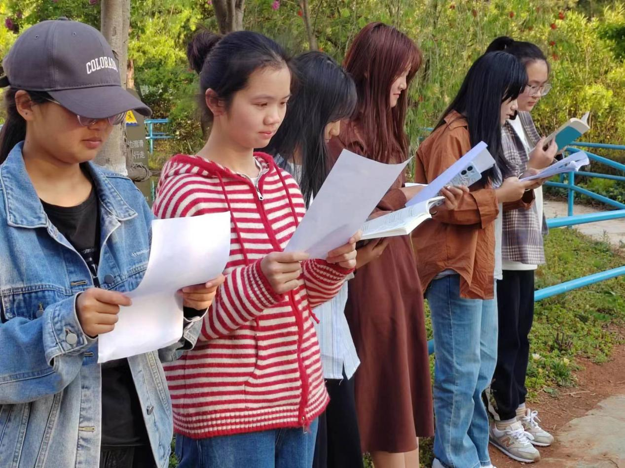 学风建设|霞光浸润疲惫心灵，晚读为梦注入活力 第 4 张