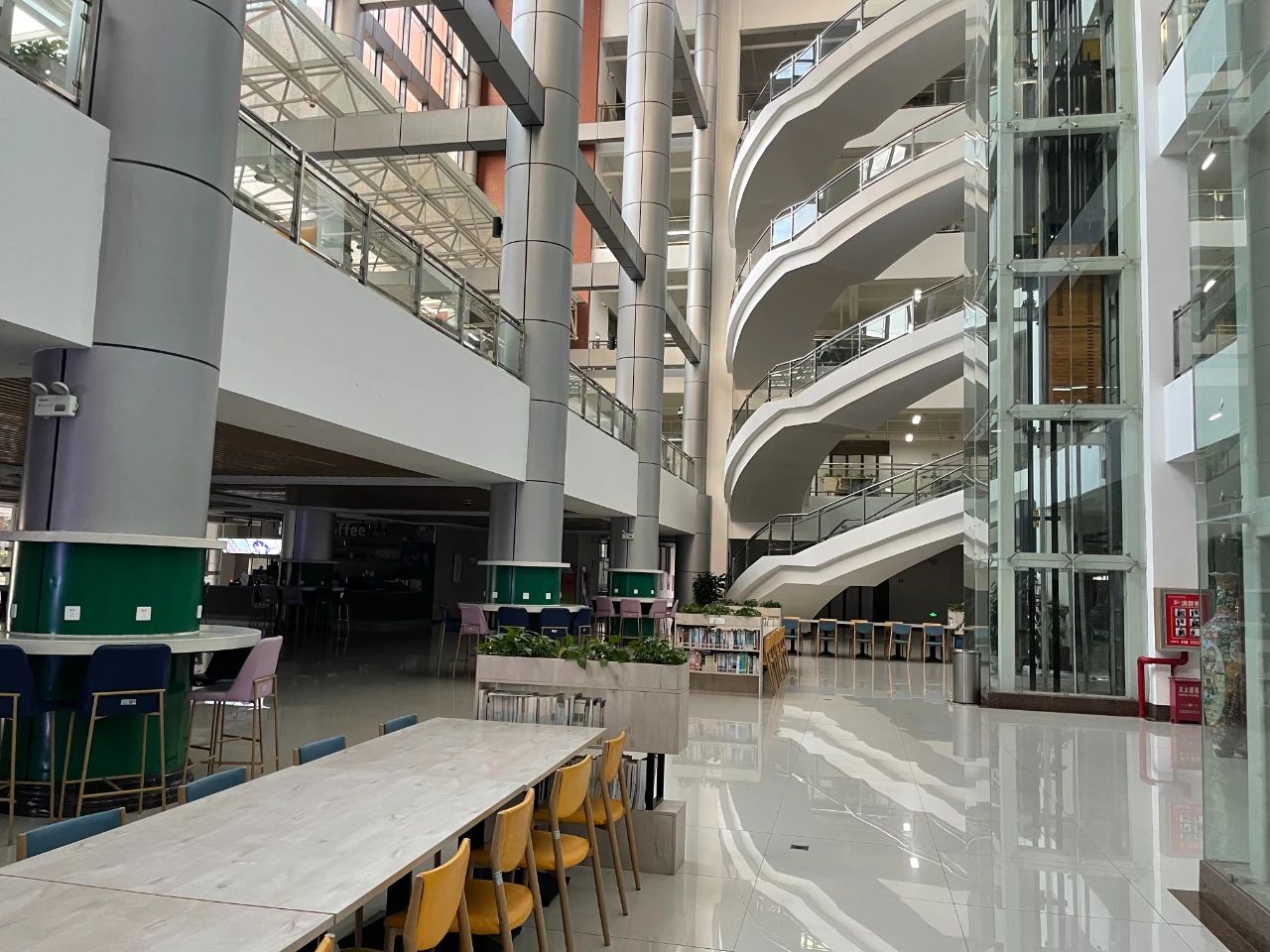 笔试第一上岸！来看法学学姐如何成为家乡守护者！ 第 5 张