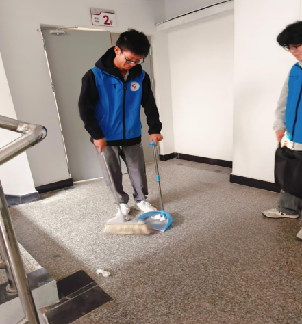 屏幕截图 2025-04-21 223314.png