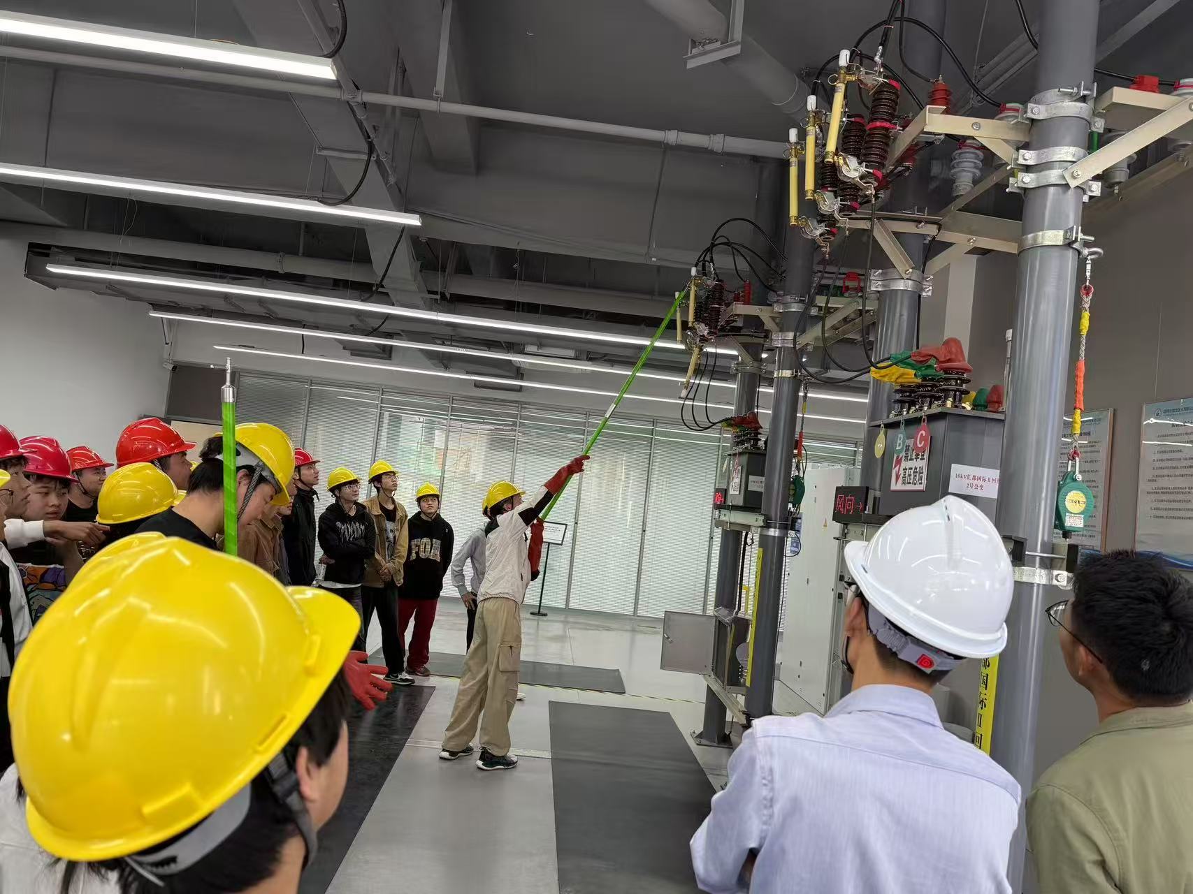 52961dbca5f5e93fce746a4c8abf14e.jpg 52961dbca5f5e93fce746a4c8abf14e.jpg